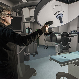 Une salle d'opération virtuelle pour former les équipes chirurgicales - Plus de bien-être